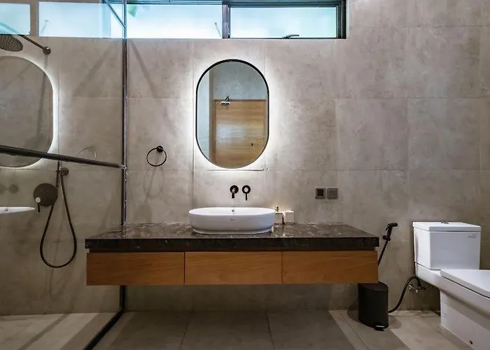 Aviela 3br With Sauna In Bingin 乌鲁瓦图