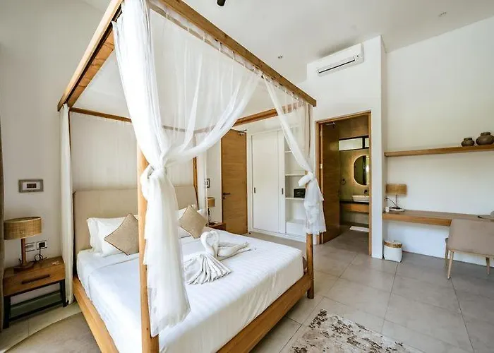别墅 Aviela 3br With Sauna In Bingin
