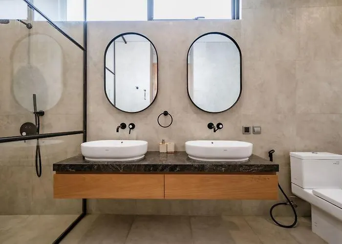 别墅 Aviela 3br With Sauna In Bingin